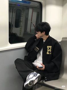 Men Streetwear Aesthetic, Korean Outfits Men, Korean Style Boy, Outfits For Teenage Guys, Korean Street Fashion Men, Streetwear Fashion Men, Asian Streetwear, Outfit Korean Style, Teenage Guys