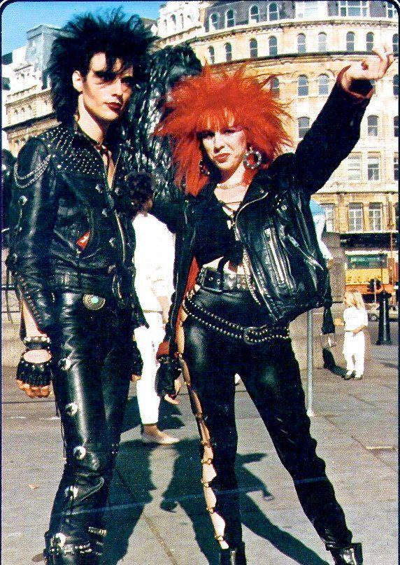 80s Punk Fashion, Stile Punk Rock, Punks 70s, 80’s Punk, Punk 80s, Punk Mode, Chica Punk, Look 80s, 80s Goth