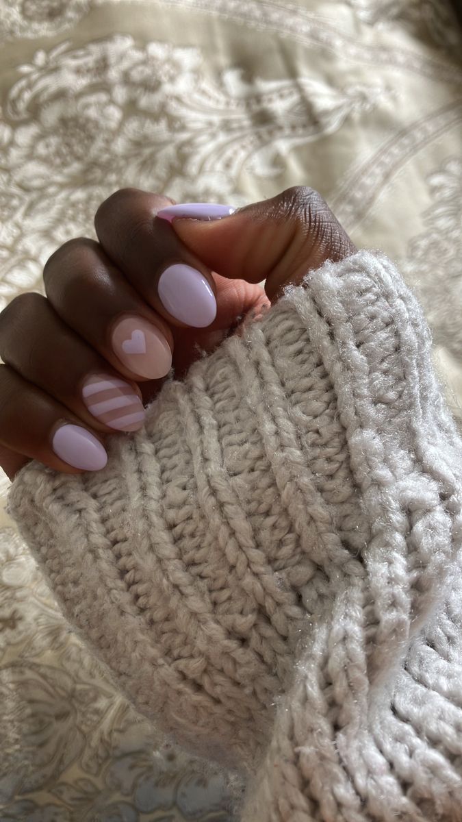 Cute But Easy Nails, Biab Nails Purple, Short Nails For Kids 9-10, Simple Shellac Nails Designs, Pink Easy Nails, Simple Easy Nail Designs For Beginners, Easy Purple Nails, Cute Simple Nails Almond, Cute Nail Designs On Short Natural Nails