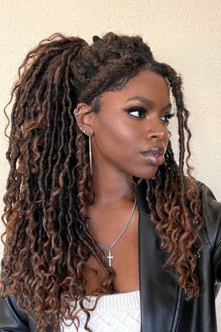 Natural Hair Model, Chunky Locs, Brown Faux Locs, Locs For Women, Dread Ideas, Long Hairstyle Ideas, Curly Dreadlocks, Goddess Locs Crochet, Goddess Faux Locs