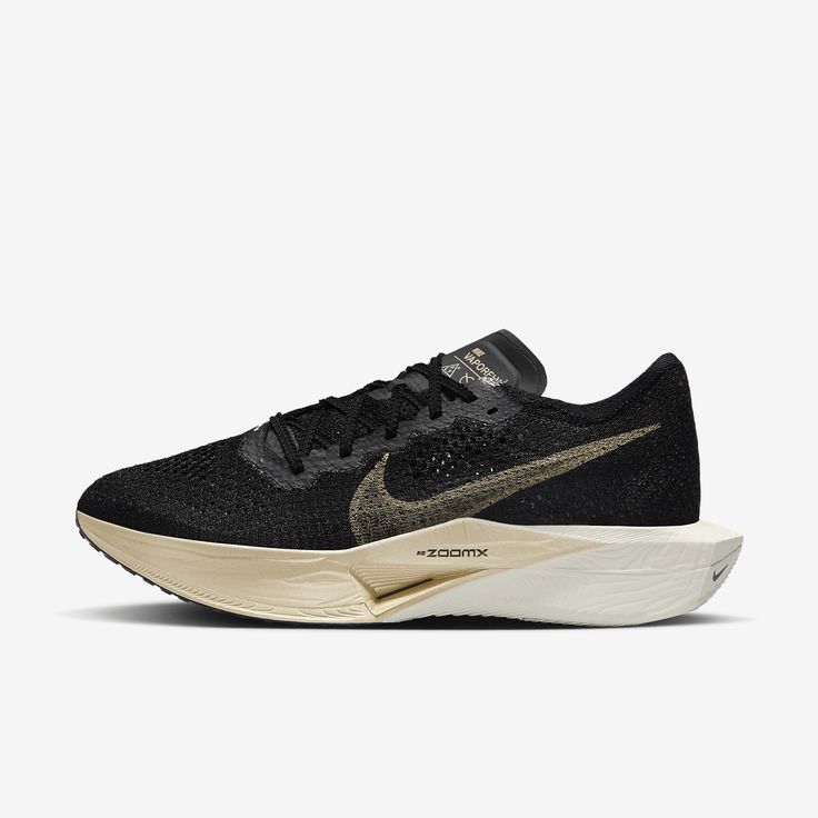 Nike Vaporfly 3 Men's Road Racing Shoes Tenis Nike, Racing Shoes, Nike Vapor, Nike Lebron, Nike Running, Man Running, Stylish Sneakers, Road Racing, Designer Sneakers