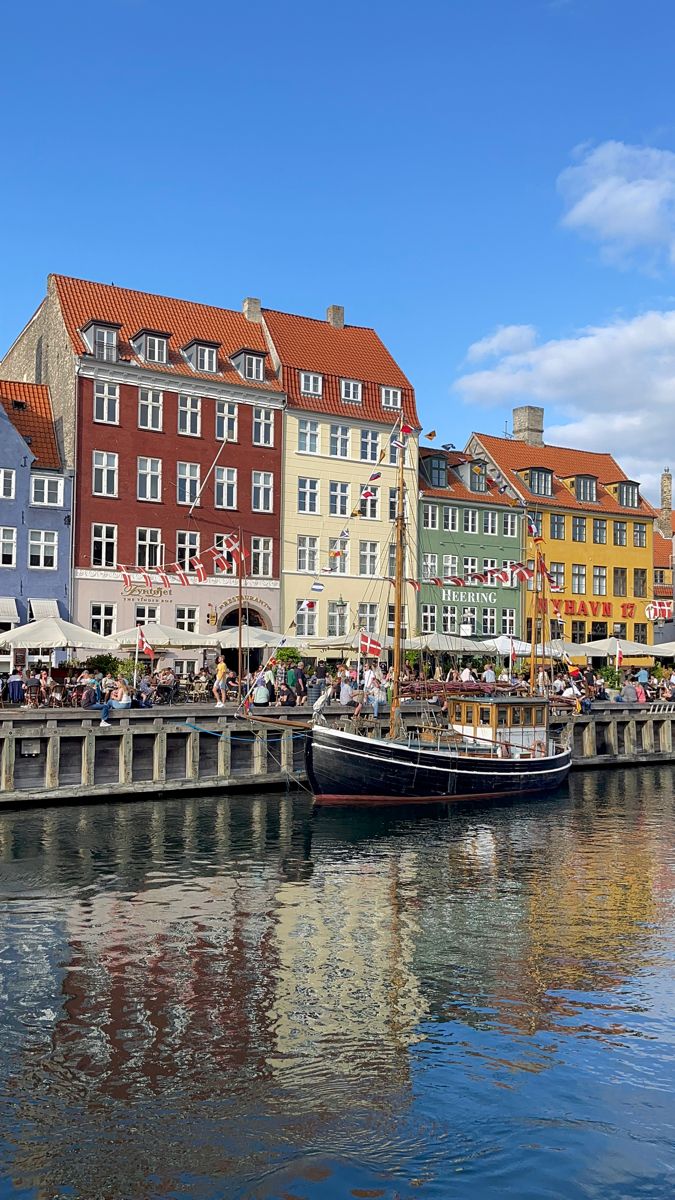 Nyhavn Copenhagen, European summer, canals, boats Cophengan Denmark, Copenhagen City And Style, Copenhagen October, Copenhagen Beach, Copenhagen Wallpaper, Copenhagen Nyhavn, Denmark Aesthetic, Copenhagen Summer, Copenhagen Aesthetic