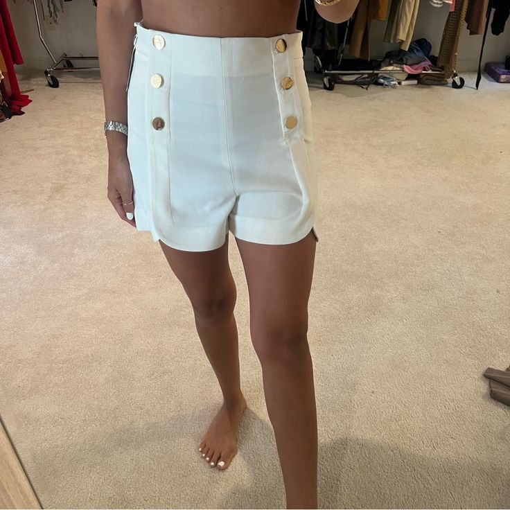 Brand New Us 8 Ships Same Day Classy Shorts, H&m Shorts, New Uses, High Waist, H&m, White Gold, High Waisted, Ships, Womens Shorts