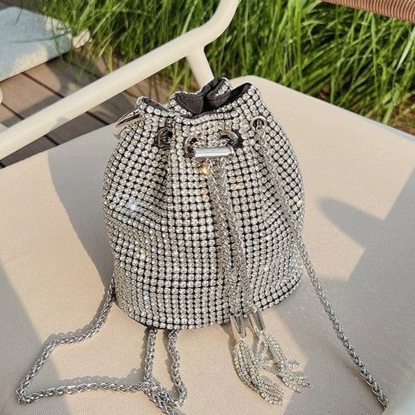 This splendid design is fun and versatile. A fun style that will transform your outfits into stylish ensembles. Cute Mini Backpacks, Mini Backpacks, Wedding Purse, Evening Handbag, Fun Style, Designer Shoulder Bags, Crystal Wedding, Vacation Outfits, Online Boutique