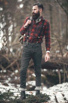 HIPSTER LUMBERJACK Guys Portrait, Beard Inspiration, Lumberjack Outfit, Adirondack Cabin, Beard Styling, Lumberjack Style, Lumber Jack, Estilo Hipster, Morning Wood