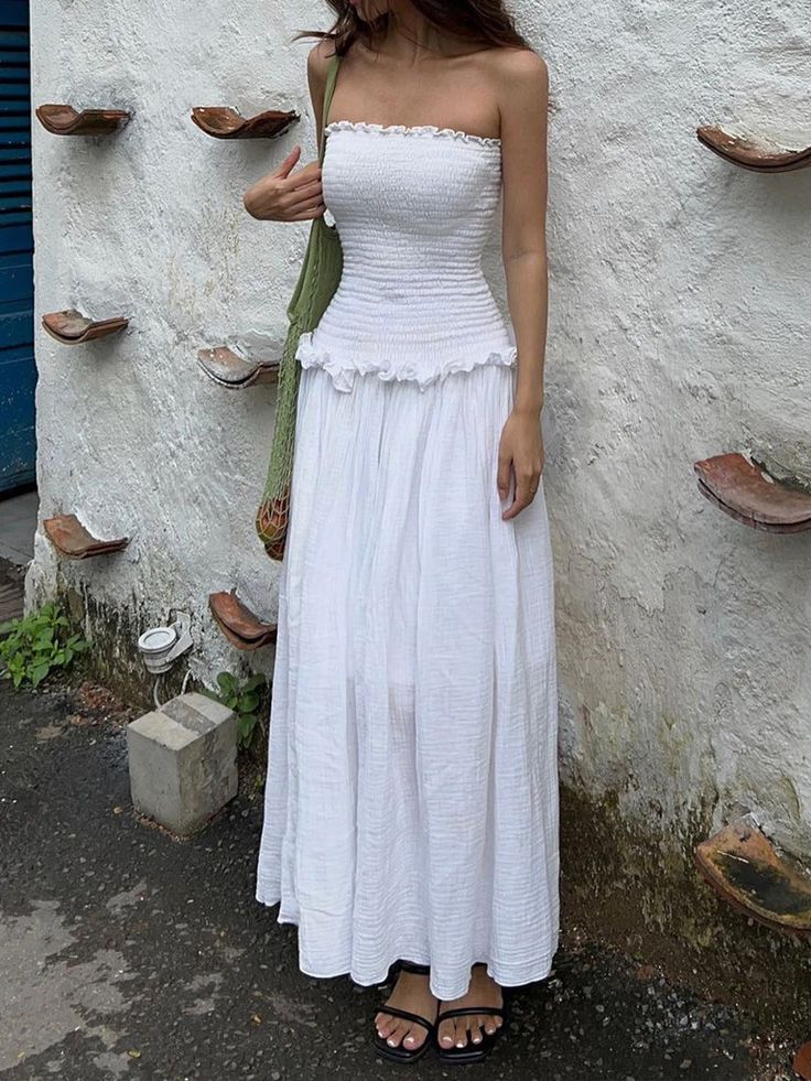 Cotton Blends Shirred Tube Long Dress Summer Dresses Midi Casual, Vacation Dress Beach, Clothing Proportions Body Types, Traditional Honduran Dress, Dresses Midi Casual, Summer Dress Inspo 2024, Long Spring Dresses Casual, Long Dress Summer Outfit, Lakehouse Outfit Summer