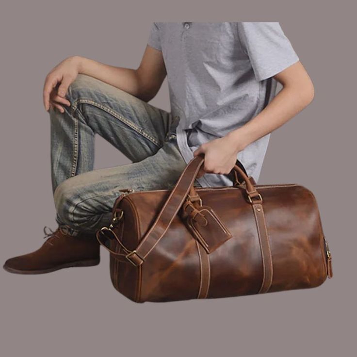 Casual Large Capacity Leather Laptop Bag, Casual Leather Laptop Bag With Large Capacity, Casual Leather Shoulder Duffle Bag, Casual Leather Travel Bag, Rectangular, Casual Leather Travel Bag For Daily Use, Large Capacity Leather Shoulder Bag For Trips, Casual Leather Shoulder Travel Bag, Leather Shoulder Travel Bag For Trips, Casual Everyday Leather Luggage