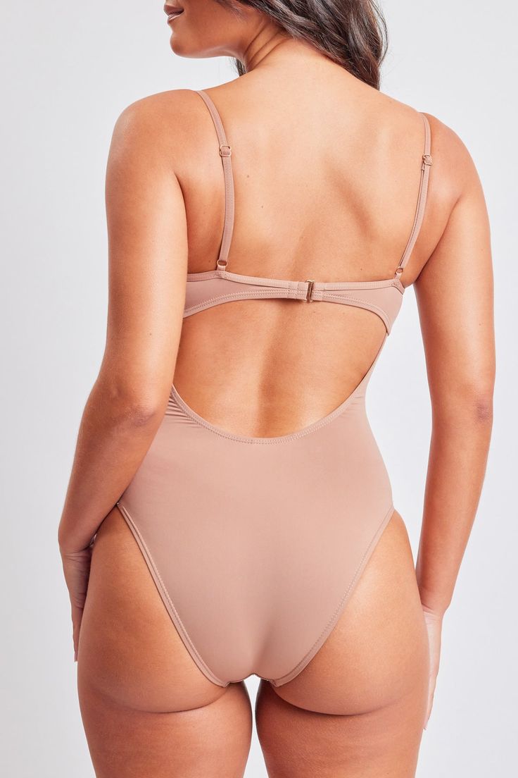 Push-up Swimwear With Built-in Bra For Sunbathing, Underwire Bodysuit With Built-in Bra For Vacation, Underwire Swimwear With Built-in Bra For Sunbathing, Underwire Tankini With Built-in Bra For Pool, Contoured Swimwear With Built-in Bra For Poolside, Push-up Swimwear With Built-in Bra For Pool, Contoured Swimwear With Built-in Bra, Backless Tankini With Built-in Bra For Sunbathing, Underwire Swimwear With Built-in Bra For Pool