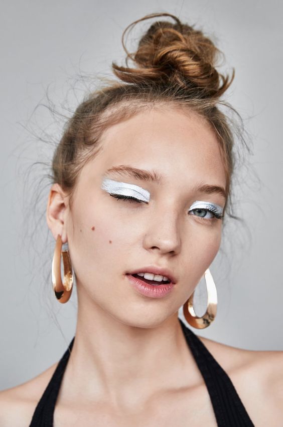 Editorial Make-up, Silver Eye Makeup, Party Make-up, Make Up Inspiration, Makija�ż Smokey Eye, Silver Eye, Metallic Look, Kesha, Pat Mcgrath