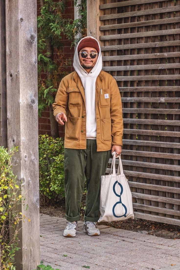 Carhartt Jacket Outfit, Japanese Street Fashion Men, Carhartt Style, Turning Japanese, Carhartt Jacket, Outfit Grid, Japanese Street Fashion, Mens Street Style, Mens Fashion Casual