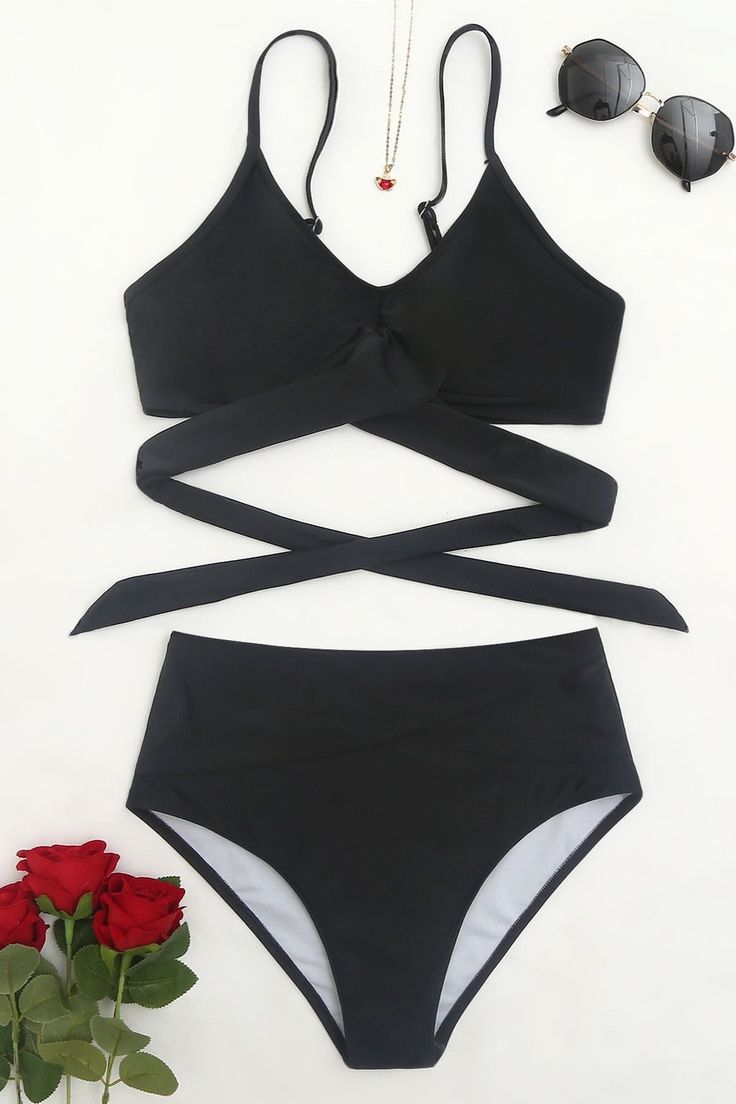 CLIQUEZ SUR « AJOUTER AU PANIER » POUR OBTENIR LE VÔTRE ! 


 Mettez l'été en flammes dans ce joli bikini noir classique à couverture complète sur l'épaule. 


 Ce costume est plus que mignon et prêt pour le plaisir et le soleil. Nouveau pour notre collection Printemps/Été 2023.

 Détails 







 La couleur noire 






 Style: Coquin 






 Type de motif : noir. 






 Type de fond : couverture complète

 Type de soutien-gorge : soutien-gorge sans fil , dos nu – sur l'épaule. 






 Encolure : Licol

 Inclus : Haut et Bas 






 Tissu : hautement extensible 






 Matériel:Polyester 






 Composition : 82% Polyester, 18% Élasthanne 






 Conseils d'entretien : lavage en machine, pas de nettoyage à sec 

















 Tableau des tailles 


  

  


 Livraison gratuite s Black Stretch Swimwear For Vacation, Summer Stretch Cross-tied Swimwear, Black Triangle Top Swimwear For Vacation, Cross-tied Swimwear For Beach Vacation, Cross-tied Swimwear For Beach Season Vacation, Cross-tied Swimwear For Vacation And Beach Season, Black Triangle Top Swimwear For Summer, Cross-tied Swimwear For Vacation, Fitted Cross-tied Swimwear For Vacation