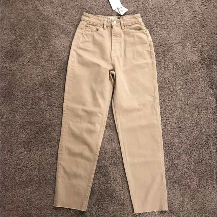 Super Cute Tan Jeans New With Tags! Trendy Mom Fit Pants With Pockets, High Rise Solid Pants For Spring, Solid High Rise Pants For Spring, Spring High Rise Solid Pants, High Rise Mom Fit Cotton Pants, Mom Fit Pants With Tapered Leg For Spring, Spring Mom Fit Bottoms With Pockets, Mid-rise Mom Fit Cotton Pants, Chic Mid-rise Mom Fit Bottoms