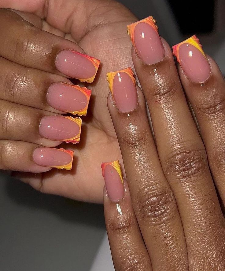 Shirt Coffin Nail Ideas, Short Square Nails Ideas Fall, Shirt Summer Nails, Toe Colors For Summer, Shirt Nails Acrylic, Shirt Acrylic Nails Square, Shirt Nail Design Ideas, Shorties Nails Fall Colors, Shirt Acrylic Nails