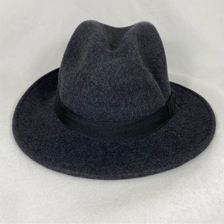 Scala Classic Fedora Pinch Front Gray Hat Nwt 2 1/4" Brim 1" Black Ribbon With Decorative Bow 100% Wool Style: Fedora Crushable Wool Felt Water Repellent Size: L, The Inner Circumference Is Approximately 22 3/4" Condition Note: New With Tag. Classic Adjustable Gray Hats, Adjustable Short Brim Fedora For Winter, Gray Brimmed Fedora For Fall, Adjustable Fedora Hat For Winter, Adjustable Winter Fedora Hat, Adjustable Short Brim Winter Fedora, Adjustable Fedora Felt Hat For Winter, Adjustable Gray Hat Bands For Winter, Winter Fedora Felt Hat With Adjustable Fit