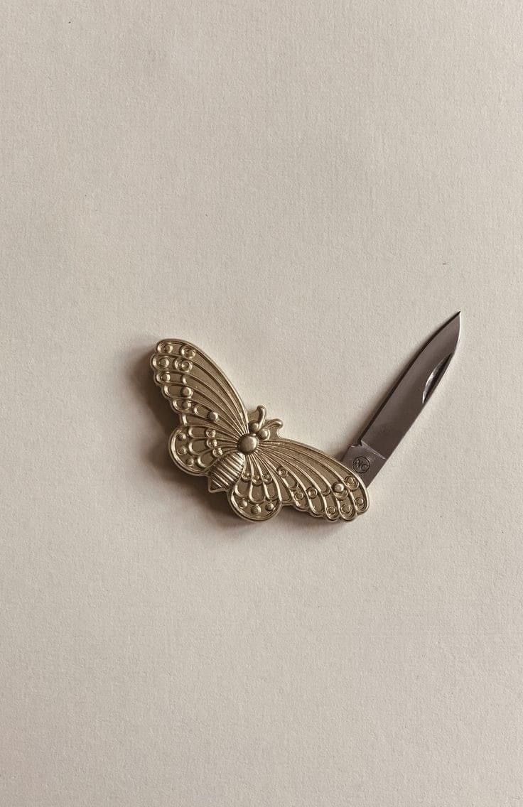 Coquette Knife, Cool Trinkets, Wishlist Ideas I Want, Cute Trinkets, Things I Want To Buy, Pretty Objects, Halloween Costumes 2022, خواتم خطوبة, Moth Design