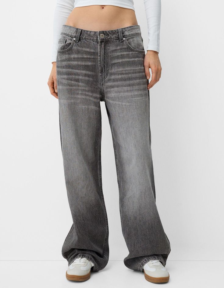 Baggy jeans - Pants - BSK Teen | Bershka Outfit Ideas School, Floor Planner, Bershka Jeans, Trending Sandals, Jeans Grey, Light Blue Green, Grey Light, Grey Denim, Sweaters Knitwear