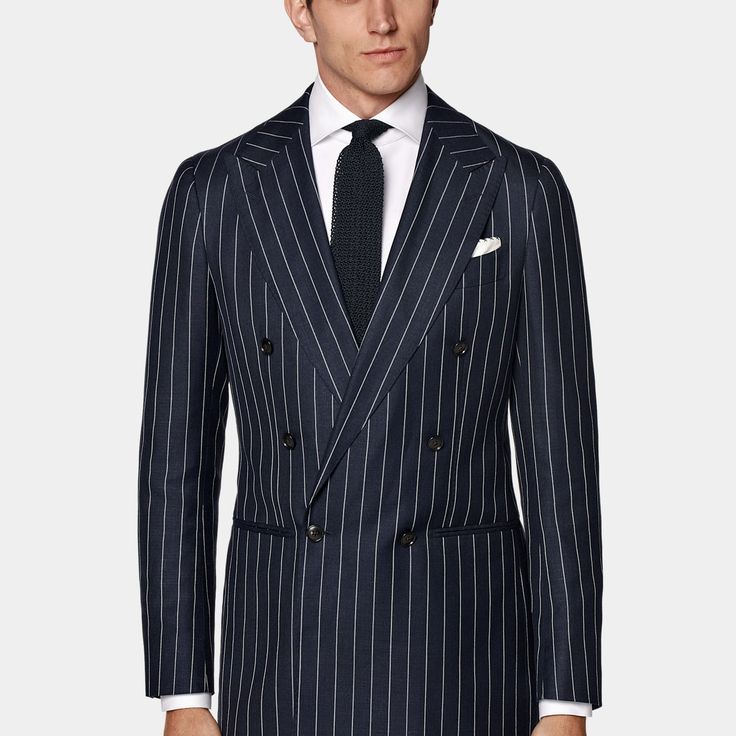 Cut with a low closure & rounded peak lapel, this subtly detailed double-breasted Havana brings a sportier appeal to a classic fit-perfect for standing out at those spring events. Spring Events, Blue Weave, Tuxedo Pants, Spring Event, Unique Fits, Slim Fit Blazers, Silk Linen, Peak Lapel, Fitted Blazer