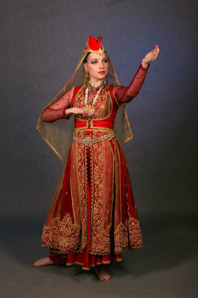 Mughal Princess by Apsara-Stock on DeviantArt Mughal Theme Dress, Sumeru Oc, Kathak Costume, Mughal Princess, Indian Dance Costumes, Kathak Dance, Colonial India, Witch King, Indian Gown