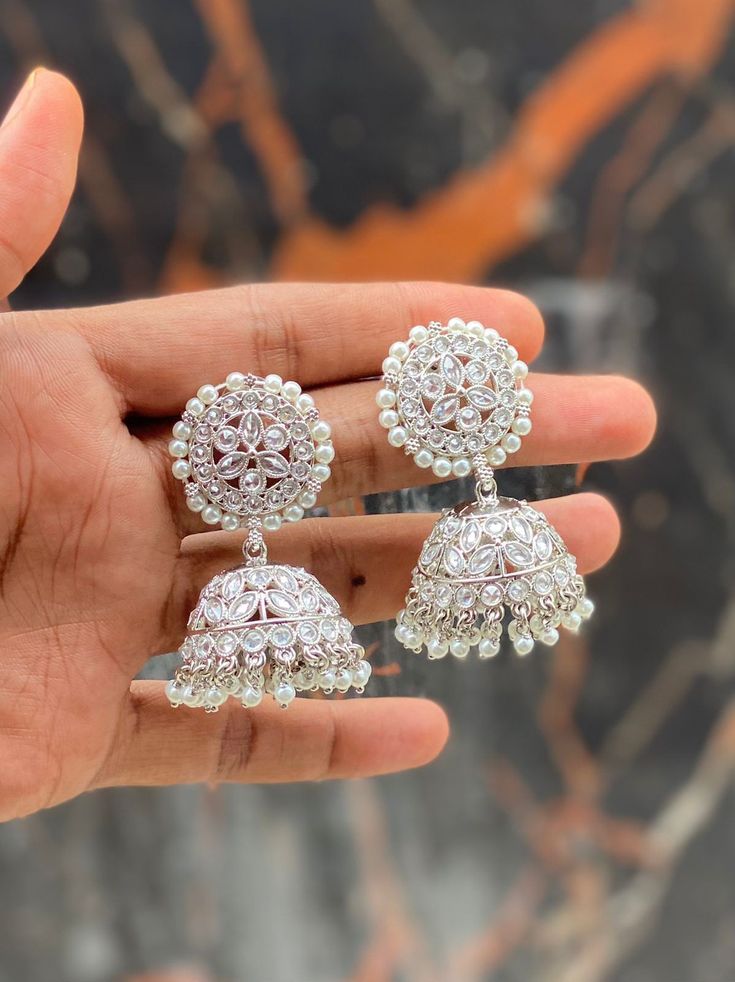 White Earrings Aesthetic, White Jhumka Earrings, White Jhumka, Polki Jhumkas, Trendy Silver Jewelry, Bridal Jewellery Inspiration, Heart Wedding Rings, Indian Wedding Jewelry Sets, Beautiful Tiaras