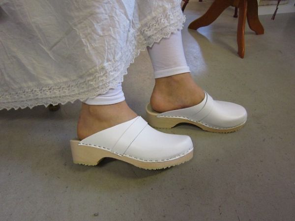 Wood Clogs, Vintage Clogs, Platform Clogs Shoes, White Clogs, Swedish Clogs, Wooden Sandals, Orthopedic Shoes, Wooden Clogs, Platform Clogs