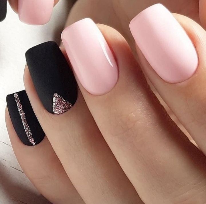 Black And Pink Gel Nails Short, Matte January Nails, Nail Designs For Square Nails Shape, Gel Nails Ideas Square, Simple Manicure Designs, January Nails Ideas Simple, Dark Nail, Matte Nail Art, January Nails