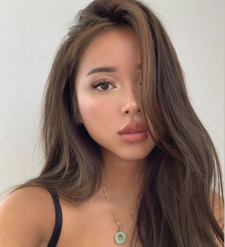 South East Asian Hair Color, Asian Brunette Hair Dark Brown, Tan Skin Hair Color Ideas Brunettes, Brown Hair Colors Tan Skin, Brown Hair Side Part, Hair Colour For Asian, Tan Skin Brown Hair, Light Brown Hair Tan Skin, Brown Hair For Tan Skin