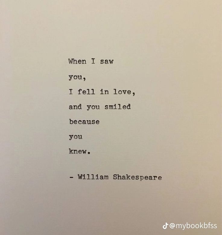 an old typewriter with the words william shakespeare written in black and white on it