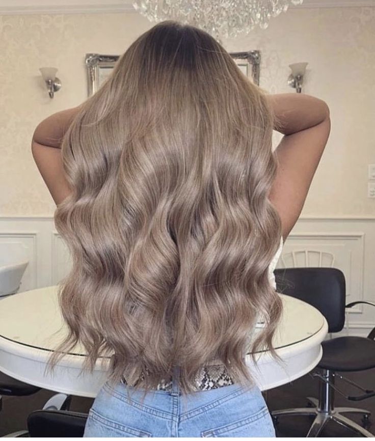 Mushroom Ashy Hair, Light Blonde Brunette Hair, Coffe Blonde Hair, Mouse Hair Color, Ash Champagne Blonde Hair, Ashy Toned Hair, Dark Sand Blonde Hair, Brown Ashy Hair Balayage, Dark Blonde Beige Hair