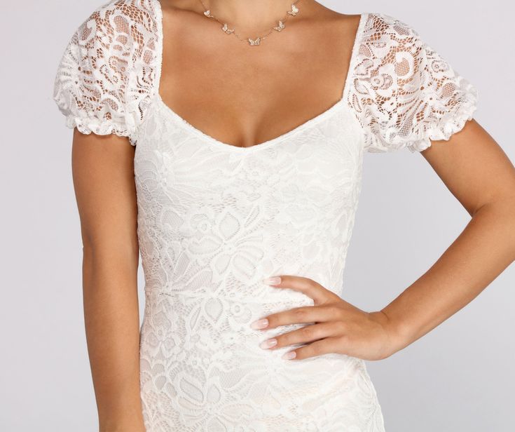 Dress to impress in this lace mini dress! Pair it with mules and dainty jewelry for a night out with bae.Fits & Features Puff Sleeves Scoop Neckline Mini Length Model is 5'9" with a 32" bust. 24" waist and 34" hips. She is wearing a size small. Dressy Dresses, Maxi Dresses Casual, Lace Mini Dress, Dainty Jewelry, Scoop Neckline, Puff Sleeves, Dress To Impress, New Dress, Night Out