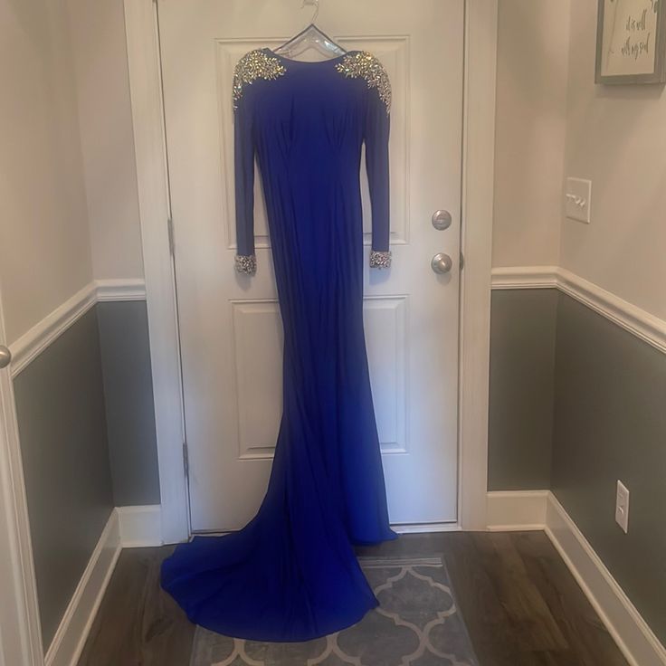 Never Worn. No Alterations. Still Has Tags. Johnathan Kayne, Velvet Gown, Pageant Gowns, Navy Velvet, Navy Dress, Blue Fashion, Limited Time, Color Blue, Size 12