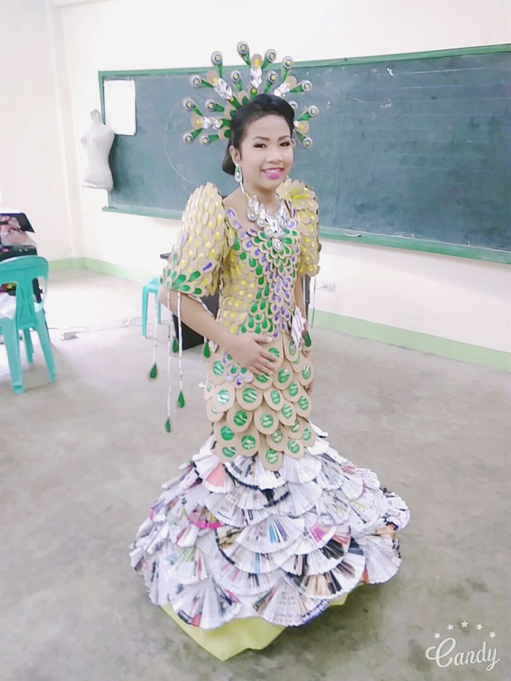 my sister wears a hand crafted gown from recycled materials .. designed and crafted by a friend Recycled Dress Ideas Creative, Recycled Gown Ideas, Recycled Dress Ideas, Recycled Gown, Material Gown, Recycled Costumes, Recycle Material, Filipino Art, Recycled Dress