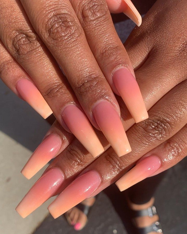 Coral Ombre Nails, Peach Colored Nails, Coffin Nails Ombre, Unghie Sfumate, Lilac Nails, Peach Nails, Pink Ombre Nails, Ombre Acrylic Nails, Simple Acrylic Nails