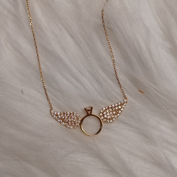 18k Yellow Gold Angel Wings Necklace Size 14" Zirconia Stone Au750 New 2.1g Lightweight Pawnable Wings With Solitaire Ring Gold Angel Wings, Angel Wing Necklace, Wing Necklace, Angel Wings, Necklace Sizes, Solitaire Ring, Womens Jewelry Necklace, Gold Necklace, Angel