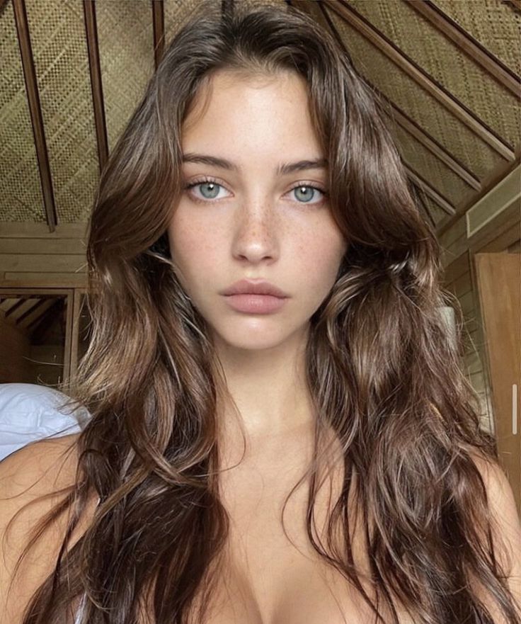 Light Brown Hair And Blue Eyes, Dark Brown Hair Blue Eyes Pale Skin, Brown Hair On Pale Skin, Pale Skin Brown Hair, Brown Hair Grey Eyes, Brown Hair Blue Eyes Pale Skin, Brown To Pink Balayage, Light Brown Hair Blue Eyes, Brown Hair Blue Eyes Girl