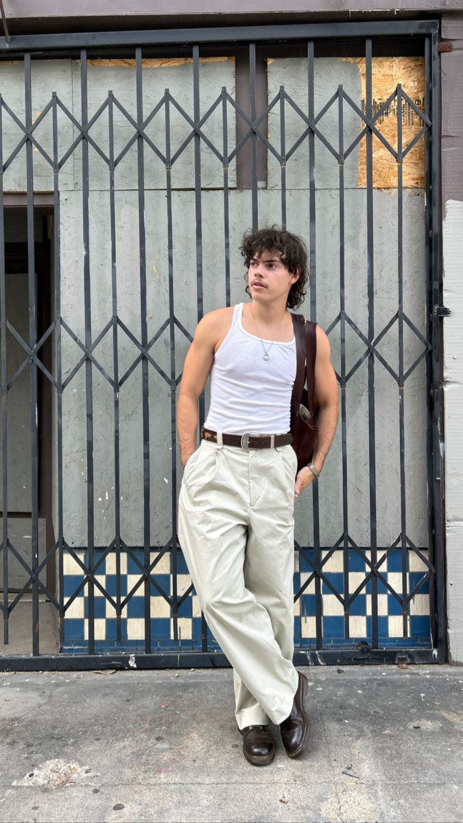 Tank Top Men Fashion Street Styles, In My Twenties, Nowhere Man, Fit Outfits, Men Street Styles, Edgy Looks, Look Festival, Classy Outfits Men, Beige Pants