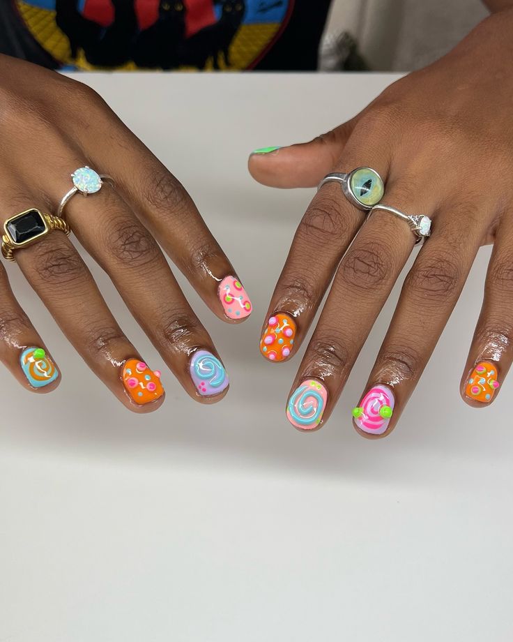 funky natural nails 🌀🧩💕🍊 swipe to see her inspoooo @shopagaloreco products used: *bonding base *salmon, goldfish, olympic, ufo green, plastic pink, lavender *diamond steel top coat use code ‘ALEXIA10’ at checkout 🤎 #nails #nailart #nailsnailsnails #nailsofinstagram #naildesign #abstractnails #abstractnailart #3dnailart #3dnails #swirlnails #naturalnails #gelnails #summernails #brightnails #cltnails #cltnailtech Neon Funky Nails, Short Hippie Nails, Short Funky Nails, Nail Inspo Natural Nails, Male Manicure, Lavender Diamond, Fye Nails, Natural Nail Art, Gel Toe Nails