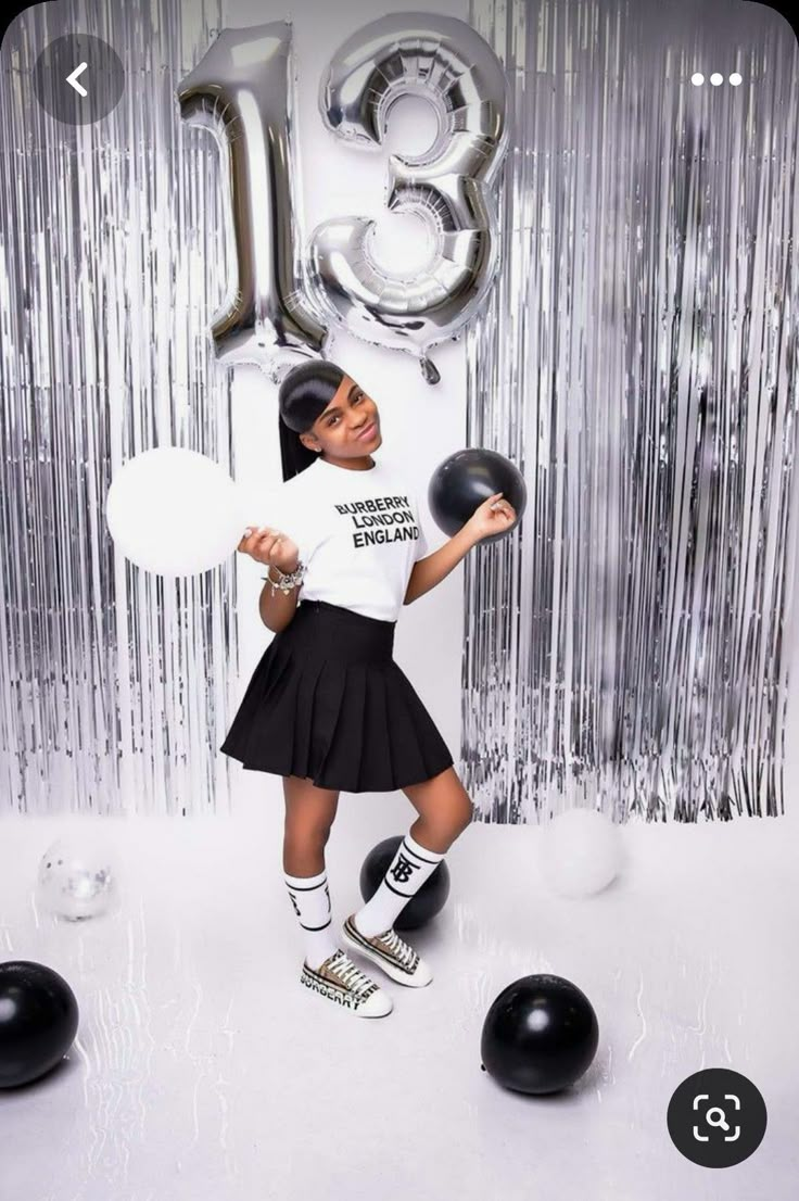 13th Birthday Photoshoot, Birthday Photoshoot Outfit Ideas, 13 Birthday Picture Ideas, Mommy Daughter Photoshoot, Birthday Outfit For Teens, Birthday Photoshoot Ideas, Photoshoot Outfit Ideas, 16th Birthday Outfit, Birthday Ideas For Her