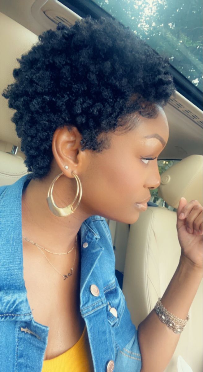 Twistout On Short Natural Hair, 4c Styles, Tapered Natural Hair Cut, Natural Hair Twa, Makeup Flawless, Short Natural Curly Hair, Short Natural Hair, Hair Twists, Short Shaved Hairstyles