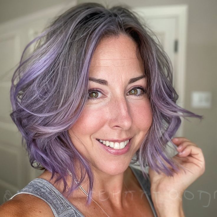 magnific KKNTYHIZw4sGc5CBe3ur Bob with Blended Grays and Lavender Silver Lavender Hair, Lavender Grey Hair, Purple Grey Hair, Platinum Pixie Cut, Purple Balayage, New Short Hairstyles, 50 Hair, Messy Short Hair, Transition To Gray Hair