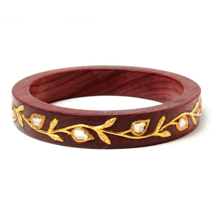 22k Gold, carved wood bangle with Uncut Diamonds. Each bangle sold individually. Please note that our fine jewelry items are final sale. We encourage you to visit our showroom in NoHo, New York City, to view these pieces in person. Please call us at (212) 869-3434 and we will be happy to answer any questions you may have. Materials: 22k and Uncut Diamond 1.2 ctMeasurements: Inner Diameter 2.6" x Width 0.25" (Size 8)Allergy Information: Hypoallergenic Jaipur Jewelry, Bengali Bride, Exotic Jewelry, Jewelry Magazine, Gold Earrings Wedding, Jewelry Designing, Gold Jewelry Simple Necklace, Antique Jewelry Indian, Amrita Singh