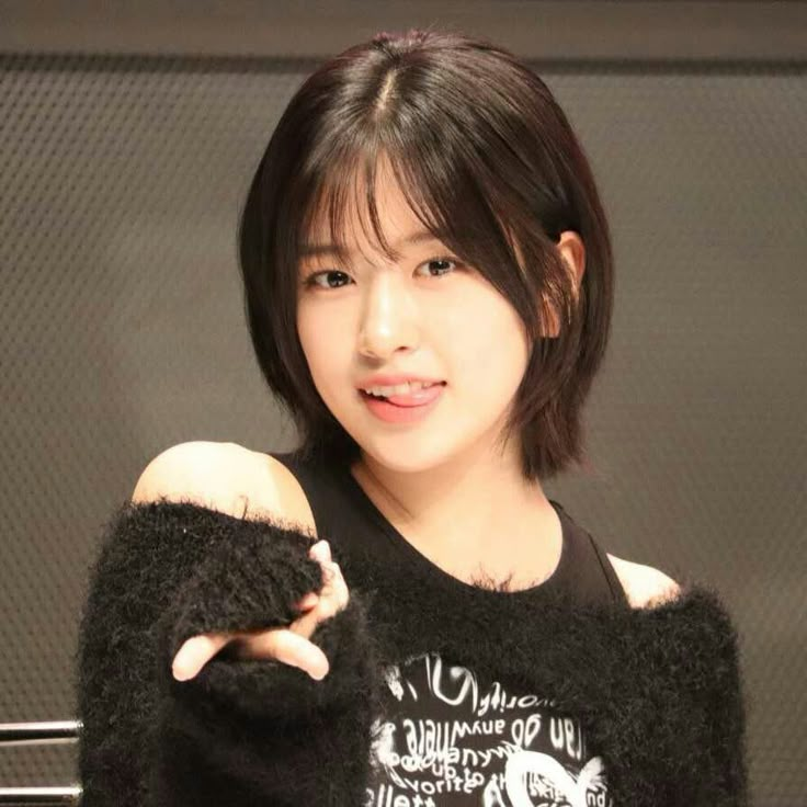 #ive an #yujin cute #lq #icons 2023 tokyo japan #fansign event Kpop Short Hair, Pretty Hair Cuts, Korean Short Hair, Asian Short Hair, Hair Inspiration Short, Shot Hair Styles, Haircuts For Medium Hair, Haircuts Straight Hair, كريستيانو رونالدو