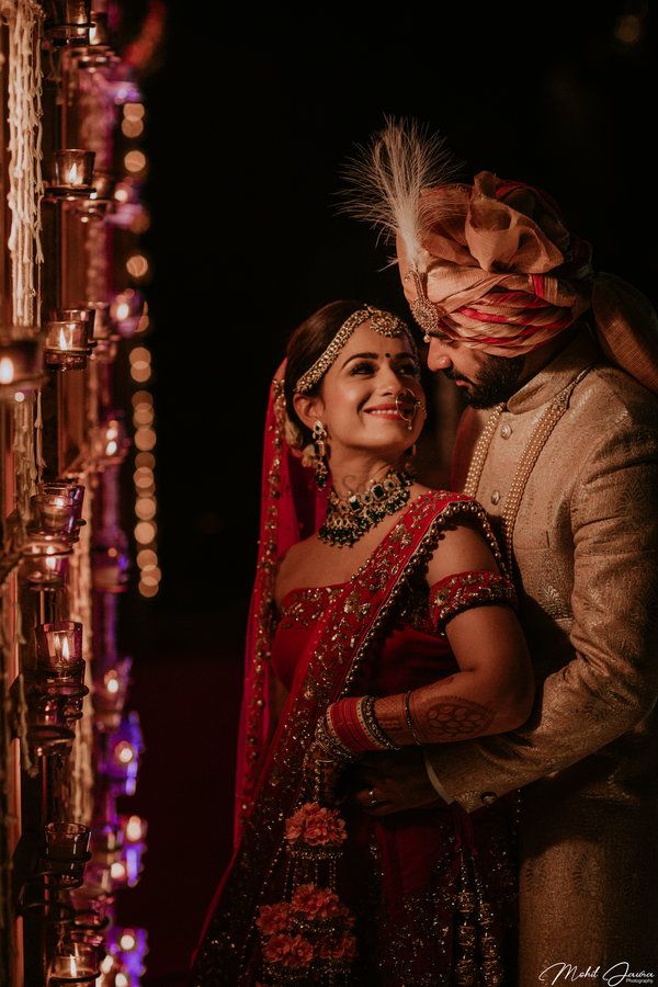 www.wedding.best  beat wedding information Bride Groom Photoshoot, शादी की �तस्वीरें, Bride Groom Poses, Indian Bride Poses, Indian Bride Photography Poses, Groom Pose, Indian Wedding Poses, Bride Photos Poses, Groom Photoshoot