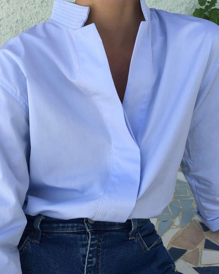 Kenya Shirt in light blue | totême Stylish Business Outfits, Trending Sunglasses, Muslimah Fashion, White Shirts, Bollywood Fashion, Blue Shirt, White Shirt, Kenya, Minimalist Fashion