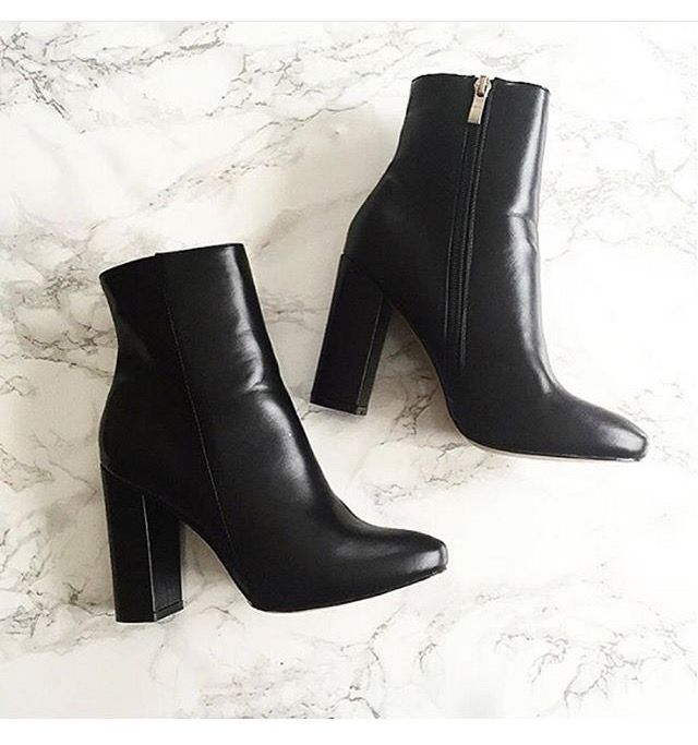 #mode Teenage Boots, Going Out Shoes, Pakaian Hipster, Boots For Women Ankle, Best Ankle Boots, Cheap Ankle Boots, Boots 2020, Womens Black Booties