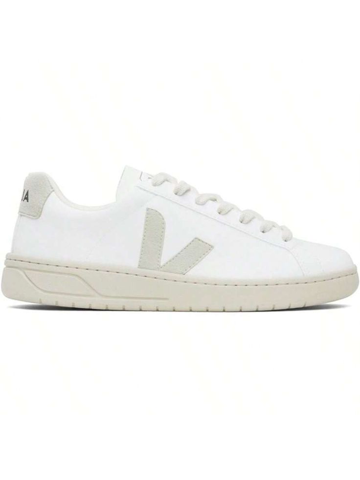 VEJA 
White Urca CWL Sneakers 
Low-top grained C.W.L. faux-leather and faux-suede sneakers in white. 
. Lace-up closure 
. Logo ped at padded tongue 
. Paddedllar 
. Logo appliqué at sides 
. Logo ped at heel tab 
. Mesh lining 
. Treaded rubber sole 
Supplierlor: White/Natural 
Upper: synthetic. Sole: rubber. 
Made in Brazil. 
242610F128025 
White Urca CWL Sneakers default Cool,Sporty        Women Shoes, size features are:Bust: ,Length: ,Sleeve Length: Sporty Women, Casual Sneakers Women, Suede Sneakers, Casual Shoes Women, Low Top, All Fashion, Faux Suede, White Lace, Womens Sneakers