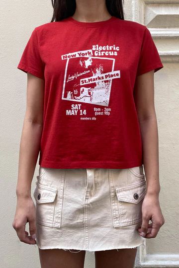 Graphics Tee's – Brandy Melville Electric Circus Top, Nyc Student, Thrift Outfit, Brandy Melville Graphic Tees, Brandy Melville Shirts, Brandy Melville T Shirts, Summer Internship, Red Outfits, Graphic Tee Outfits