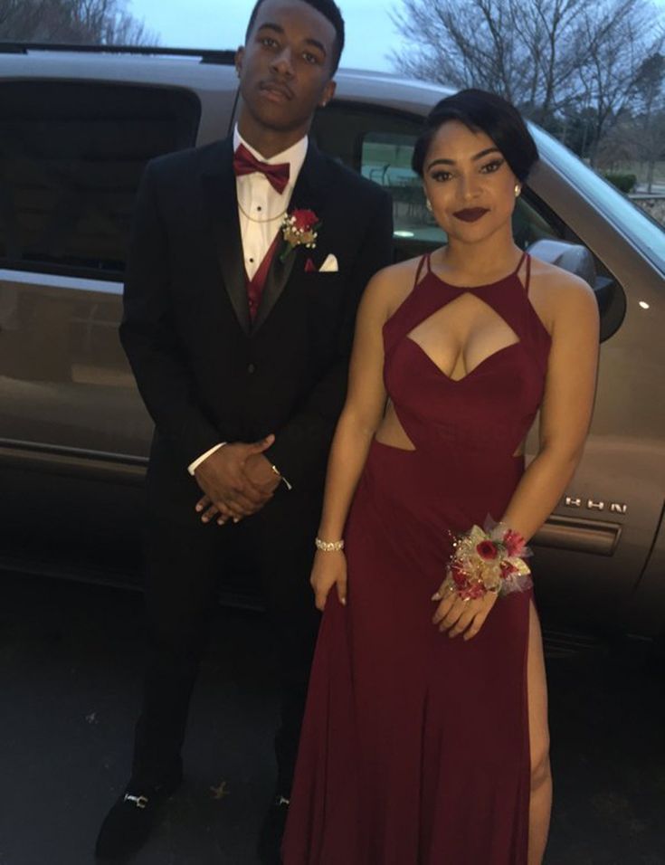 Burgundy Prom Couple, Maroon Evening Gown, Maroon Prom, Burgundy Prom Dress Mermaid, Side Split Prom Dress, Maroon Prom Dress, Couple Prom, Prom Dress Cheap, Backless Prom Dress