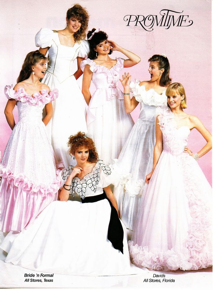 80's fashion 1980 Prom Dresses, 90s Ads, 80's Prom, 1980s Prom, Wedding Guest Outfit Inspiration, Newspaper Dress, Prom Trends, 80s Bedroom, Vintage Prom Dresses