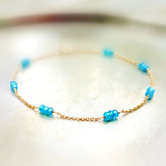 Blue Sapphire Bracelet - Bright - 14K Gold Filled Chain - Everyday Bracelet - Gemstone Jewellery 14k Gold-filled Blue Bracelet, Blue 14k Gold-filled Bracelet Jewelry, Blue 14k Gold Filled Bracelet Jewelry, 14k Gold Filled Blue Bracelet, Dainty Blue Faceted Beaded Bracelets, Blue Dainty Birthstone Bracelets, Fine Jewelry Blue Gold Bracelet For Gift, Blue Gold Bracelet For Gift, Fine Jewelry, Blue Gold Bracelet With 17 Jewels For Gift