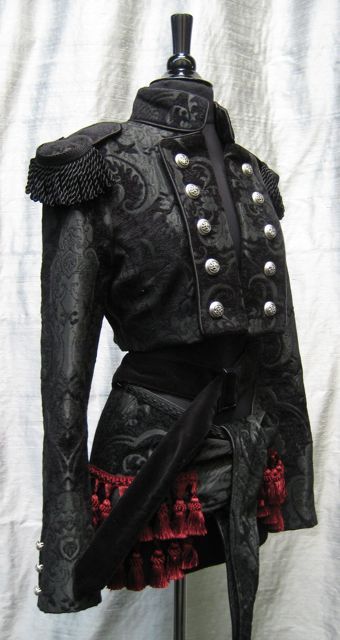 Goth Design, Mode Steampunk, Mode Shoes, Gothic Steampunk, Steampunk Clothing, Silver Buttons, Dieselpunk, 가을 패션, Steampunk Fashion